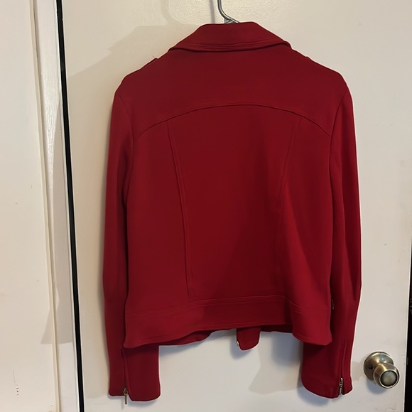 Jacket - Picture 2 of 4